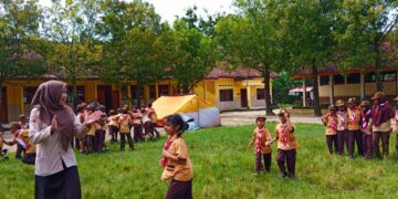 Persari di Pangkalan SDN 2 Truwolu Digelar Dalam Suasana Gembira
