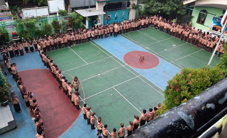 Jelang Ramadhan, Pramuka Siaga Lakukan Aksi Bersih-Bersih