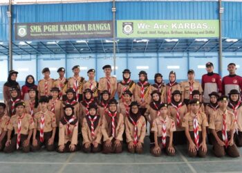 Ketua Mabigus SMK PGRI Karisma Bangsa Lantik 31 Penegak Bantara dan Laksana