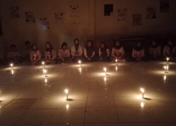 Pangkalan SMKS 1 LPPM Ciasem Sukseskan Earth Hour 2023