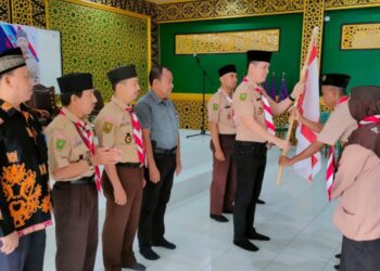 Lepas Kontingen LT-III, Camat Binawidya : Junjung Tinggi Sportivitas