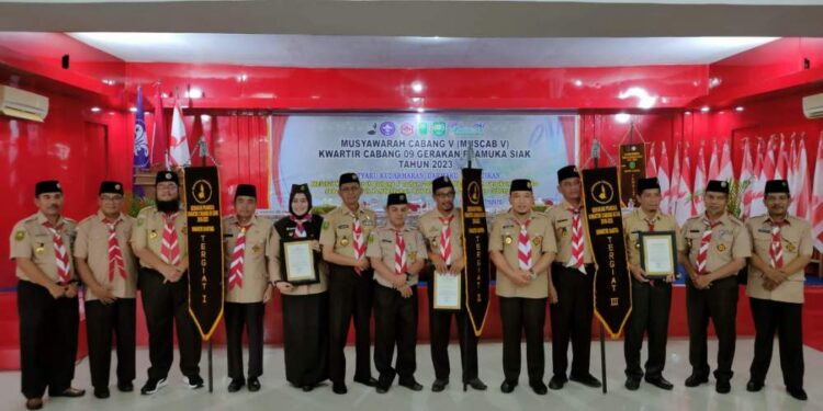 Kwarcab Siak Berikan Penghargaan kepada Kwarran Tergiat