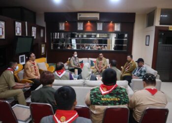 Kwarnas Serahkan Piagam Penghargaan Karya Bakti Lebaran Tahun 2022 kepada Kwarda Jabar