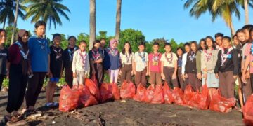 Pramuka SMP Negeri 2 Tutuyan Gelar Aksi Peduli Sampah