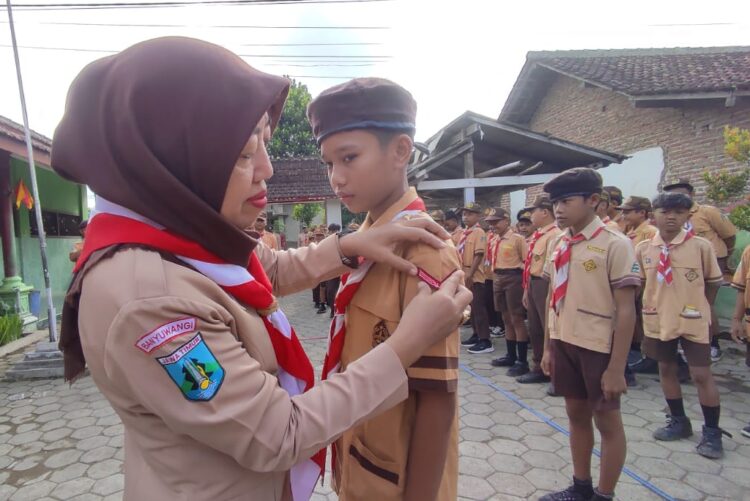 Pelantikan Penggalang Ramu Korsa Paku Pawe