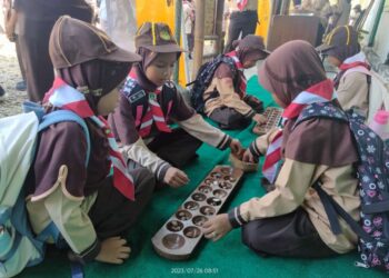 Pramuka Siaga Kwarran Banyumas Dikenalkan Tempat Bersejarah dan Permainan Tradisional