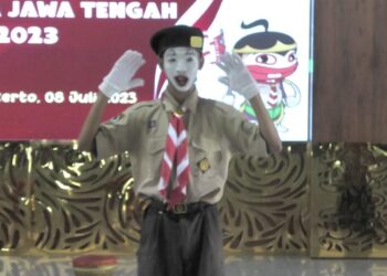 Fauzzan, Tampilkan Bakat Pantomim di Hadapan Bupati Banyumas