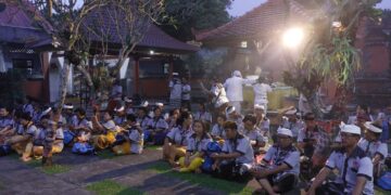 Peserta KPN Dari Bali Lakukan Persembahyangan dan Mantapkan Penampilan