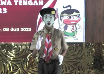 Fauzan, Tampilkan Bakat Pantomim di Hadapan Bupati Banyuma