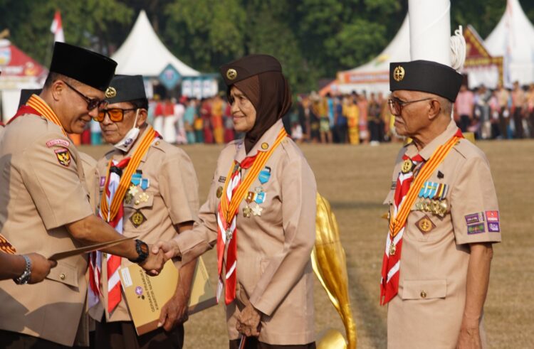 Bunda Upi: Ingin Terus Memandu Hingga Akhir Usia