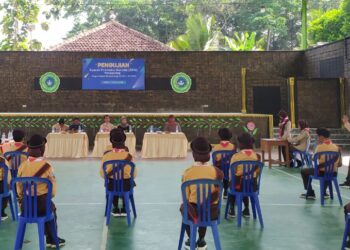 Pramuka SMP Negeri 1 Tegalsari, Banyuwangi, Ikuti Penilaian Penggalang Garuda
