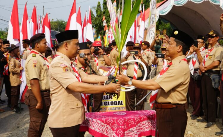 Grobogan Terima Estafet Tunas Kelapa dari Blora