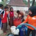 Bantu Warga Sonorejo, Kwarran Toroh Salurkan 5400 Liter Air