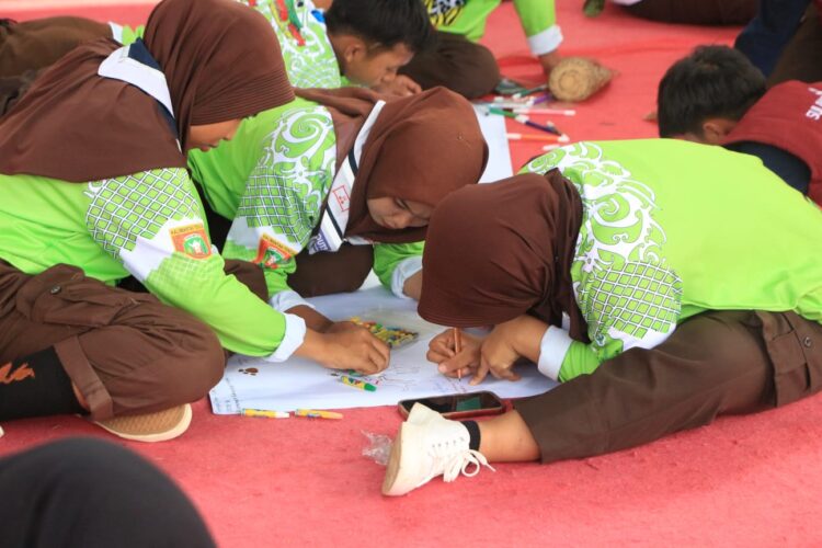 Lomba membuat poster stunting, upaya Saka Bakti Husada dalam meningkatkan kesadaran kepada para remaja.
