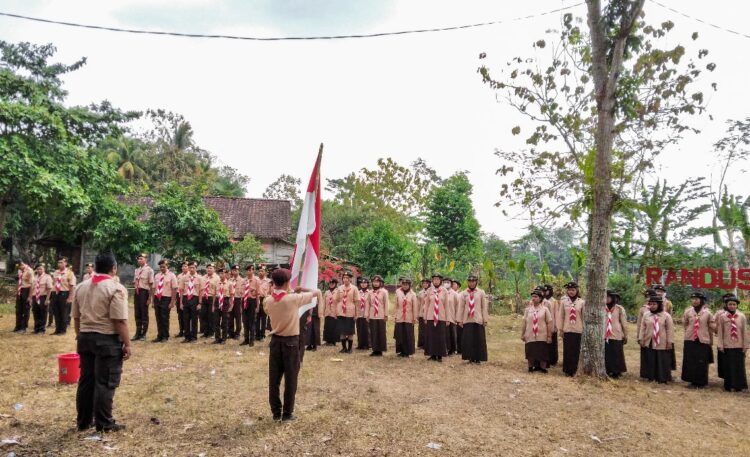 Ambalan Dwi Dhahana Pangkalan SMAN 7 Semarang Gelar Acara Pelantikan