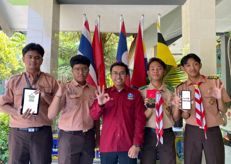 Pangkalan SMAN 3 Sidoarjo Kenalkan Aplikasi SEGAR dalam Upaya Meningkatkan Kesehatan Fisik dan Mental Anak Muda