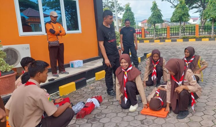 Saka SAR Banda Aceh Gelar Latihan Rutin di Kantor Basarnas Aceh