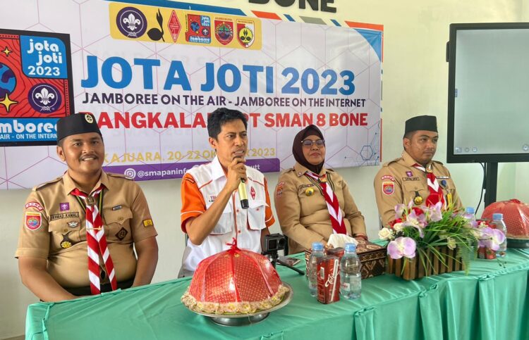 Pramuka Belajar Menggunakan Radio Amatir Dengan Baik dan Benar Melalui Kegiatan JOTA