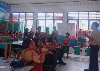 Latihan Rutin Pramuka di Pangkalan UPT SD Inpres 12/79 Lonrae