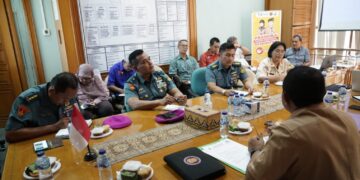 Mabi dan Pengurus Saka Bahari Kunjungi Kwartir Nasional