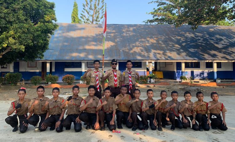 Pramuka SMP Negeri 2 Barebbo Adakan Pelantikan Penggalang Ramu