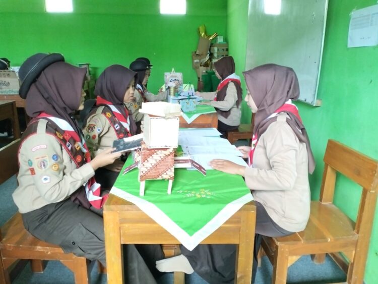 Pangkalan MTs Minhajut Tholabah Purbalingga Gelar Penilaian Pramuka Garuda