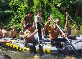 Lantamal VIII Manado Gelar Pengenalan Saka Bahari