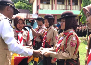 Gudep Pangkalan SMPN 1 Barebbo Gelar Pelantikan Penggalang Terap