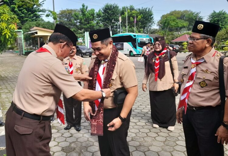Rombongan Kwarda Sumbar Disambut Kwarda Jambi.