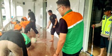 Kak Mastomi dari Kwarda Riau Ikut Serta dalam Operasi Penanggulangan Banjir dan Tanah Longsor di Kabupaten 50 Kota