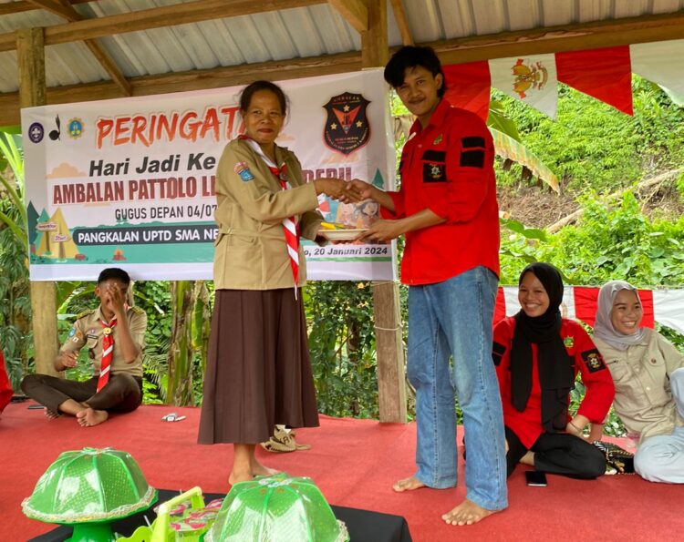 Ambalan Pattolo Lipu-Andi Depu Pangkalan SMAN 1 Karossa Rayakan Ulta Ke-10