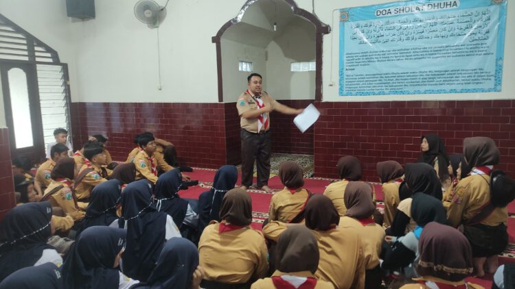 Gudep Pangkalan SMP Negeri 1 Sempu Gelar Latihan P3K