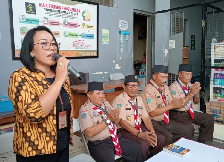 Latihan Kepramukaan Bagi Warga Binaan di Lapas Perempuan Kerobokan, Dempasar