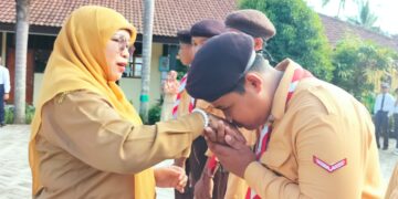 Gudep Pangkalan SMP Negeri 3 Lantik 13 Penggalang Ramu
