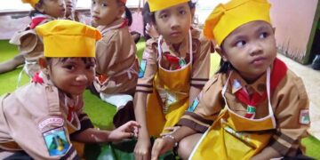 Asyiknya Cooking Class Pra Siaga Membuat Jajanan Tradisional Cenil dan Gethuk Telo