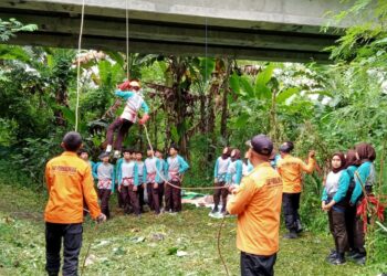 Gudep Pangkalan SMA Ma’arif Karangmoncol Gelar Latihan Rovers Adventure