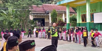 Pramuka MI Ma’arif NU 1 Kaliwedi Kebasen Ikuti Outbound Ceria