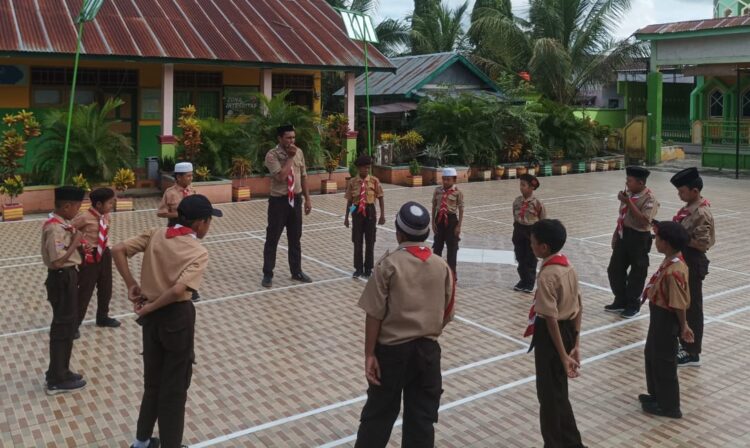 Tumbuhkan Cinta Tanah Air Dengan Kegiatan Pramuka