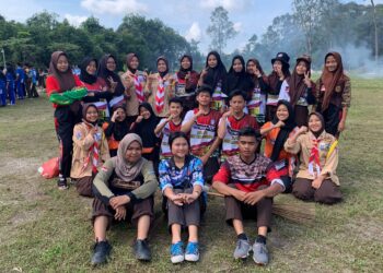 Baden Powell Day, Pramuka Kwarcab Belitung Lakukan Aksi Bersih-Bersih TPU