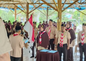 Ka Kwarcab Kampar Lantik Mabisakocab dan Pinsakocab Pramuka SIT Kampar 2022-2027