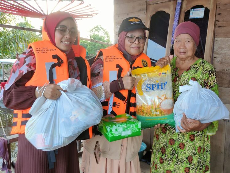 Kwarda Riau salurkan bantuan untuk korban banjir Pelalawan