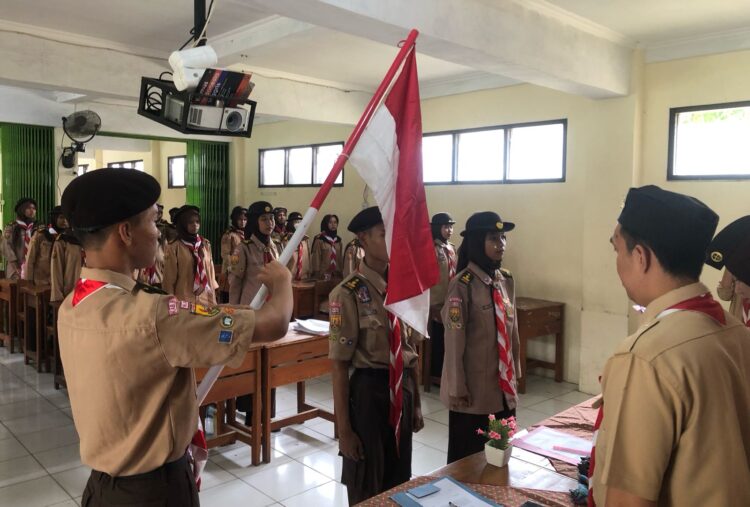 Gudep Pangkalan SMK Bina Teknika Cileungsi Lantik Dewan Ambalan