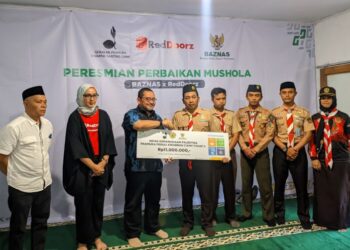 Ketua Kwarran Ciawi Serahkan Donasi Peduli Kemanusiaan Palestina