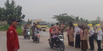 Gudep Pangkalan Perguruan Islam Azzhahiriyah Berbagi Takjil