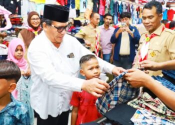 Jelang Lebaran 1445 H, Kwarcab Pidie Berbagi Takjil dan Baju Baru Untuk Anak Yatim Piatu