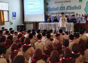Gudep Pangkalan SMA N I Kutasari Belajar Kehumasan Gerakan Pramuka